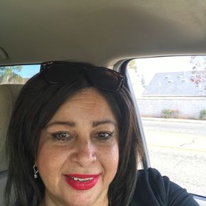 Meet your Posher, Teresa